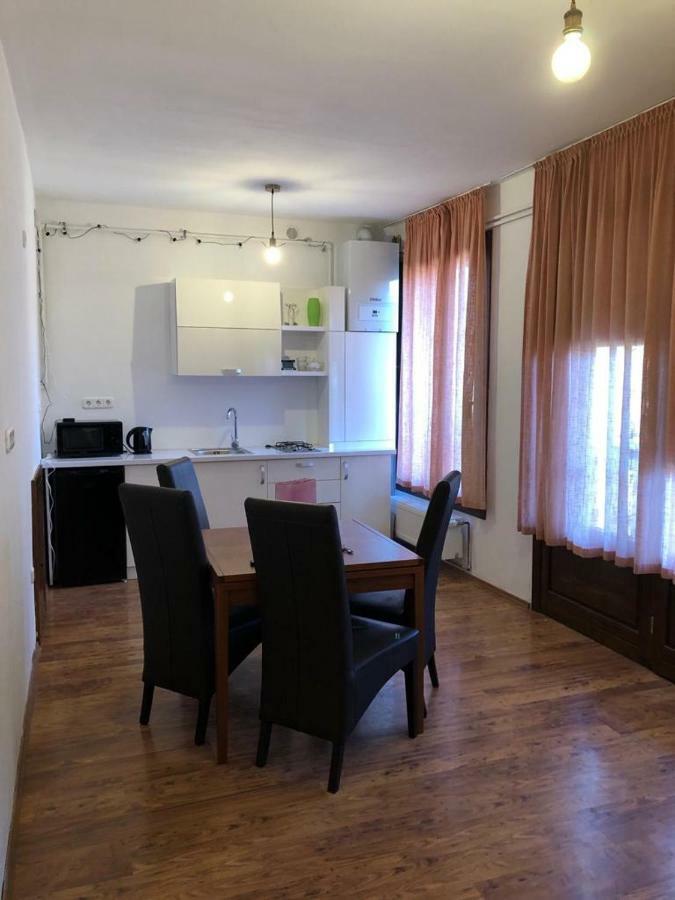 City Center Apartments Oradea Εξωτερικό φωτογραφία